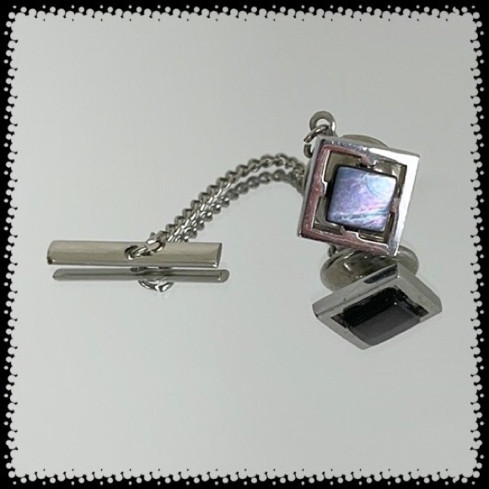 💕Beautiful Vintage Silvertone Tie Tack Hematite💕
